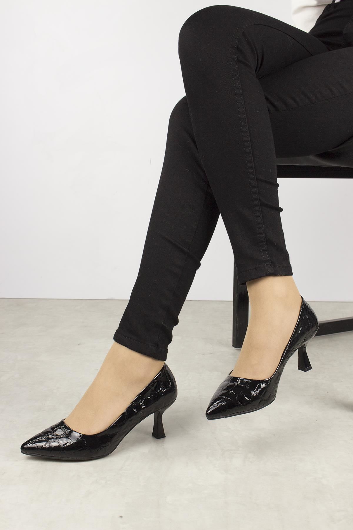 Asensio Kadın Klasik Topuklu Ayakkabı SİYAH KROKO