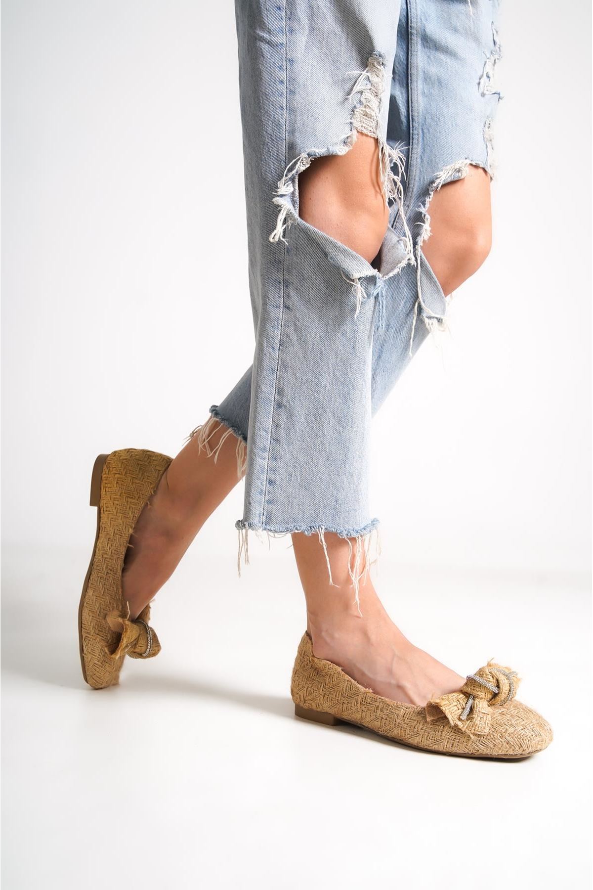 Linda Kadın Babet Ayakkabı Hasır Fiyonklu- Taşlı