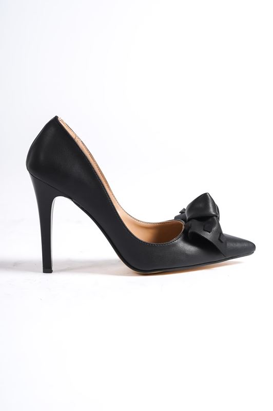 Vitalis Yüksek Topuklu Zımbalı Kadın Ayakkabı  Siyah Cilt-Zımba