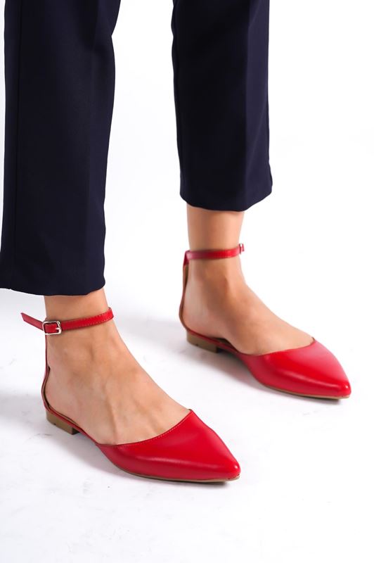 Kadın Sivri Burunlu Babet Ayakkabı Novella Kırmızı Cilt