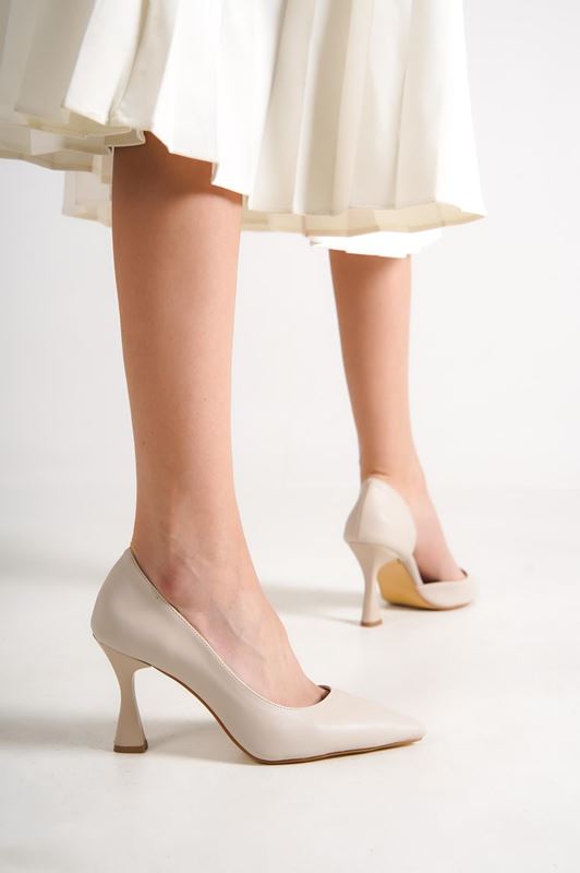 Luna Renkli Şeffaf Detaylı Kadın Topuklu Ayakkabı Bej Cilt-Sade