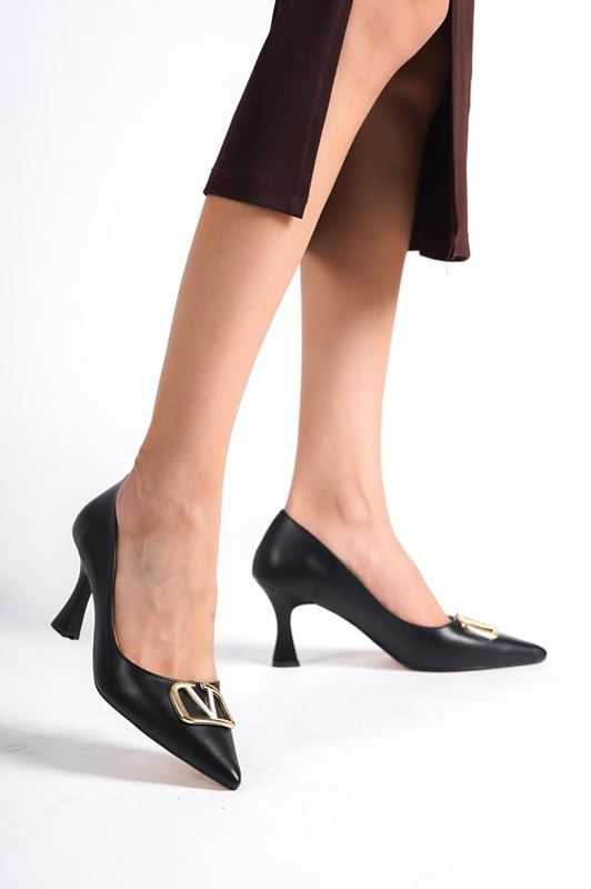 Range Kadın Stiletto Topuklu Ayakkabı Siyah Cilt-Tokalı