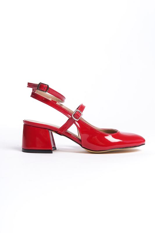 Arkası Bantlı Bilekten Bağlamalı Kadın Topuklu Ayakkabı Kırmızı Cilt