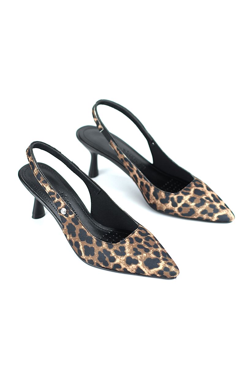 Magnolia Esnek Yumuşak Kaymaz Taban (4 cm) Leopar Açık Lastikli Kadın Topuklu Ayakkabı