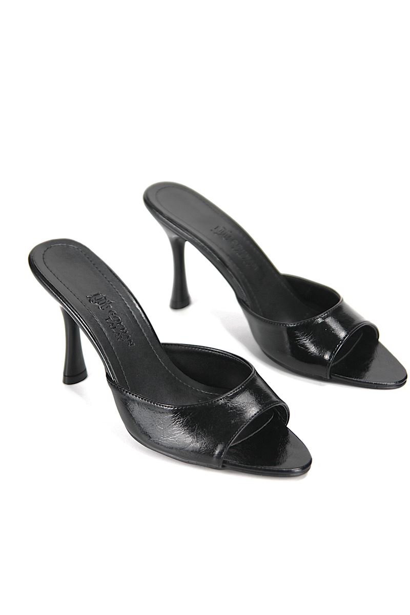 Zafira Esnek Yumuşak Kaymaz Taban (8 cm) Siyah Rugan Kadın Topuklu Terlik