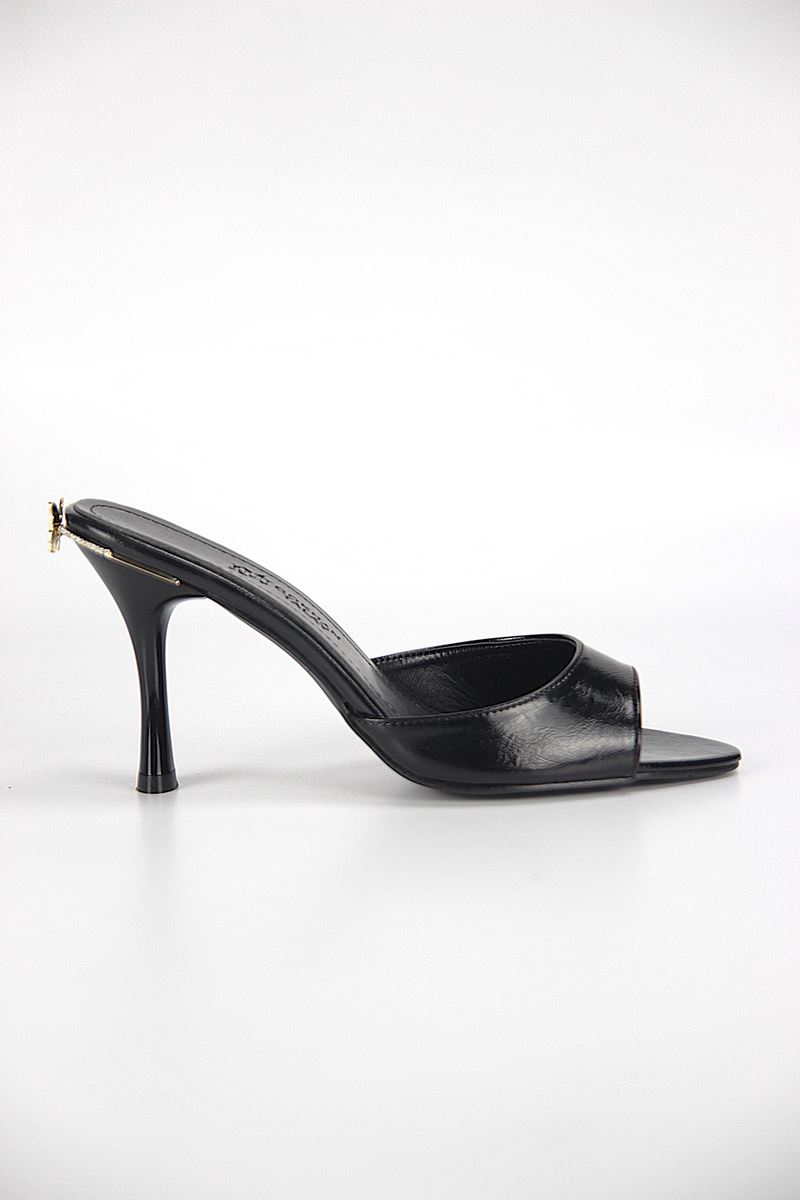 Butterfly Esnek Yumuşak Kaymaz Taban (8 cm) Siyah Rugan Metal Kelebek Detaylı Kadın Topuklu Terlik