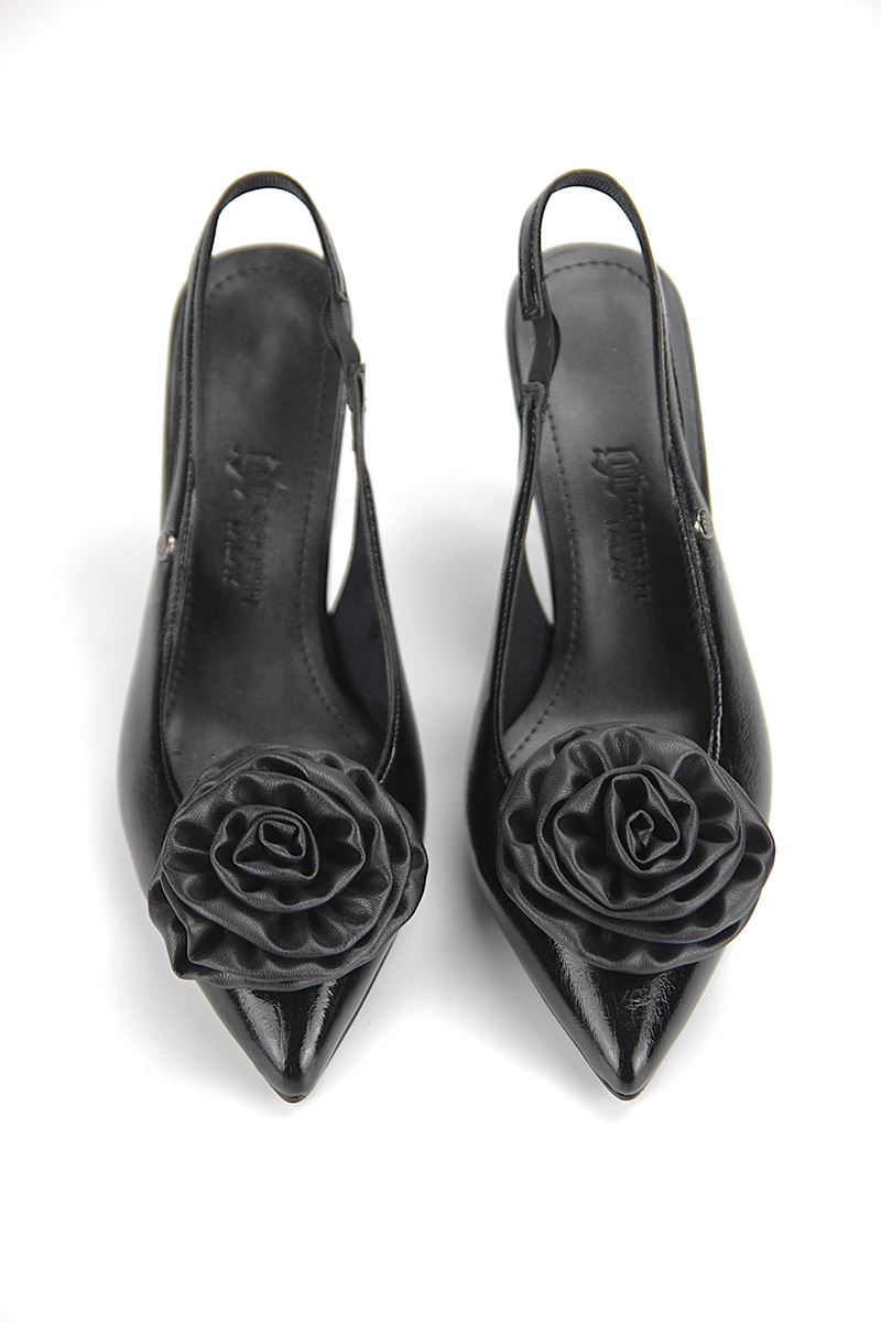 Rosalind Esnek Yumuşak Kaymaz Taban (8 cm) Siyah Rugan El Yapımı Gül Detaylı Açık Lastikli Kadın Topuklu Ayakkabı