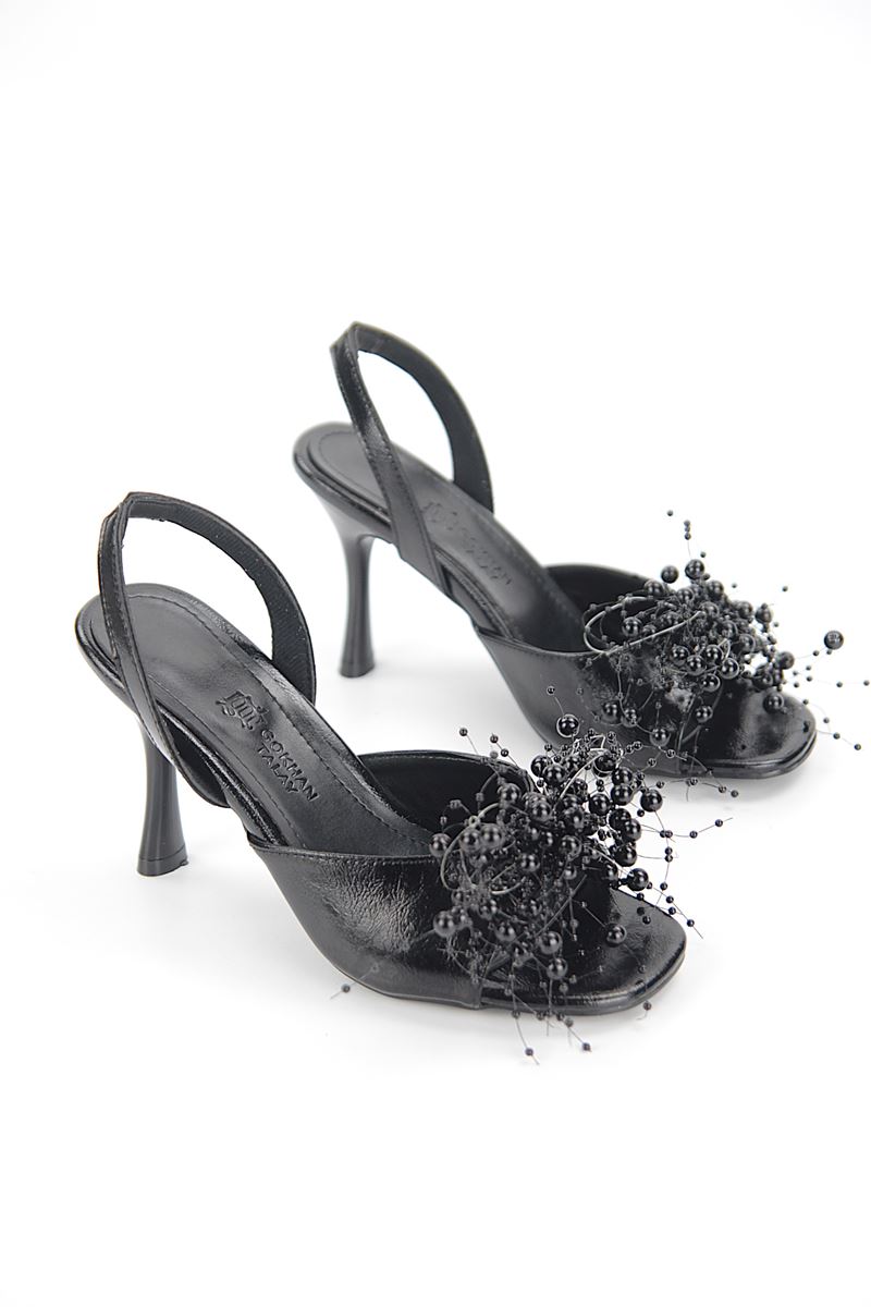 Luvira Esnek Yumuşak Kaymaz Taban (8 cm) Siyah Rugan El Yapımı Boncuk Detaylı Kadın Topuklu Ayakkabı