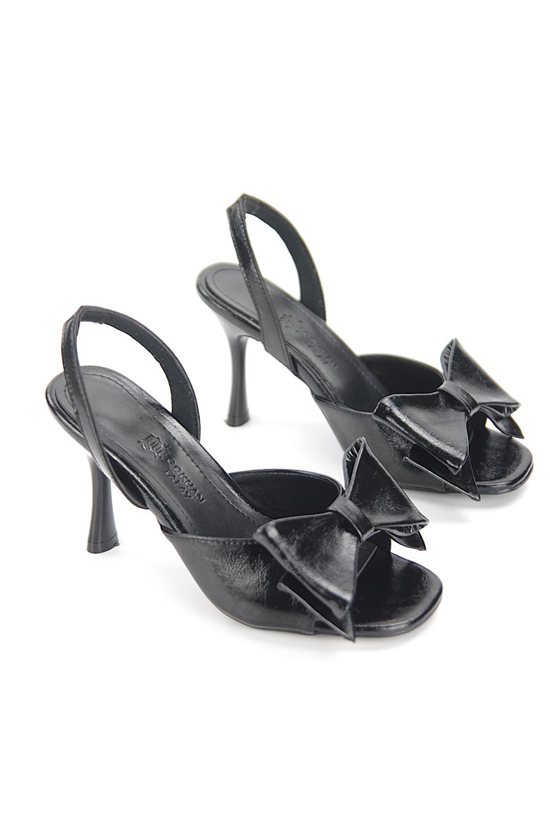 Sirel Esnek Yumuşak Kaymaz Taban (8 cm) Siyah Rugan Fiyonk Detaylı Kadın Topuklu Ayakkabı