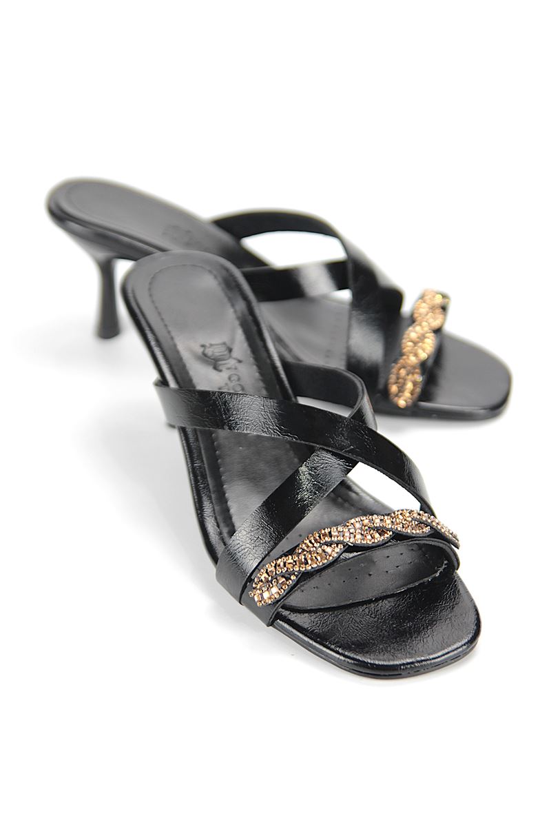 Lorena Esnek Yumuşak Kaymaz Taban (4 cm) Siyah Rugan  Çapraz Burgu Koyu Altın Bantlı Kadın Topuklu Terlik