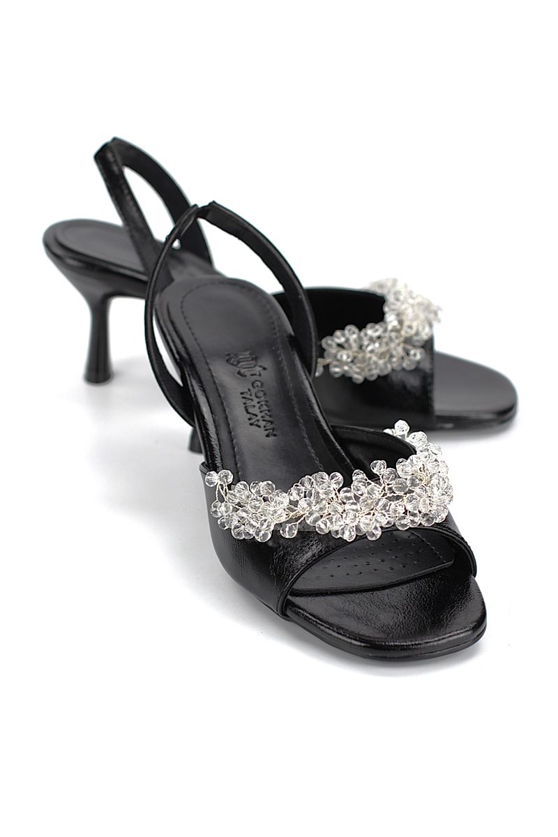 Lumira Esnek Yumuşak Kaymaz Taban (4 cm) Siyah Rugan El Yapımı Şeffaf Boncuk Detaylı Kadın Topuklu Ayakkabı