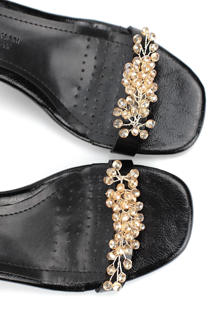 Pearl Esnek Yumuşak Kaymaz Taban (4 cm) Siyah Rugan El Yapımı Altın Boncuk Detaylı Kadın Topuklu Ayakkabı