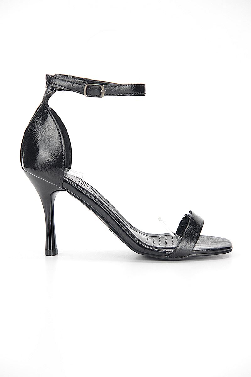 Orizon Esnek Yumuşak Kaymaz Taban (8 cm) Siyah Rugan  Arka Kapalı Ön Bantlı Kadın Topuklu Ayakkabı