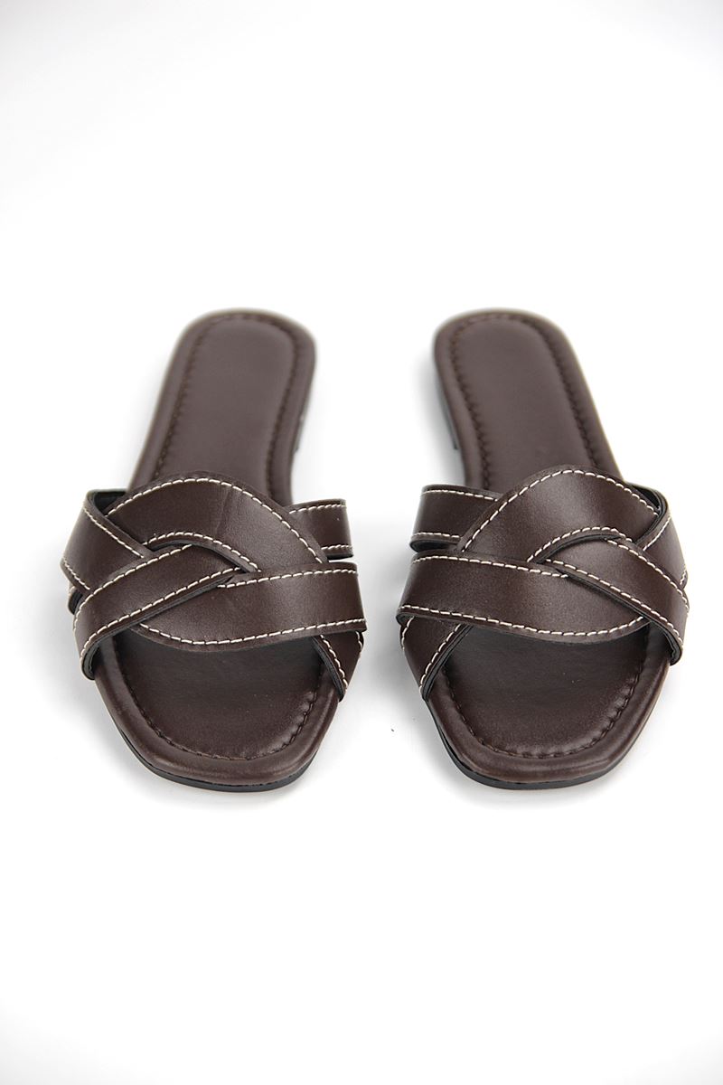 Diane Kadın Çapraz Geçme Dikişli Kahve Cilt Terlik