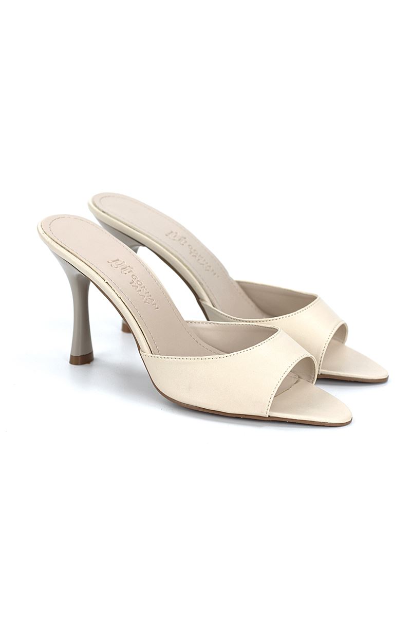 Zafira Esnek Yumuşak Kaymaz Taban (8 cm) Bej Cilt Kadın Topuklu Terlik