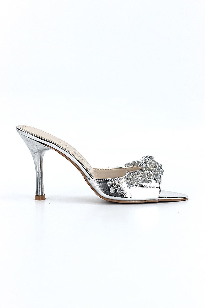 Lucine Esnek Yumuşak Kaymaz Taban (8 cm) Lame Metalik El Yapımı Boncuk Detaylı Kadın Topuklu Terlik 
