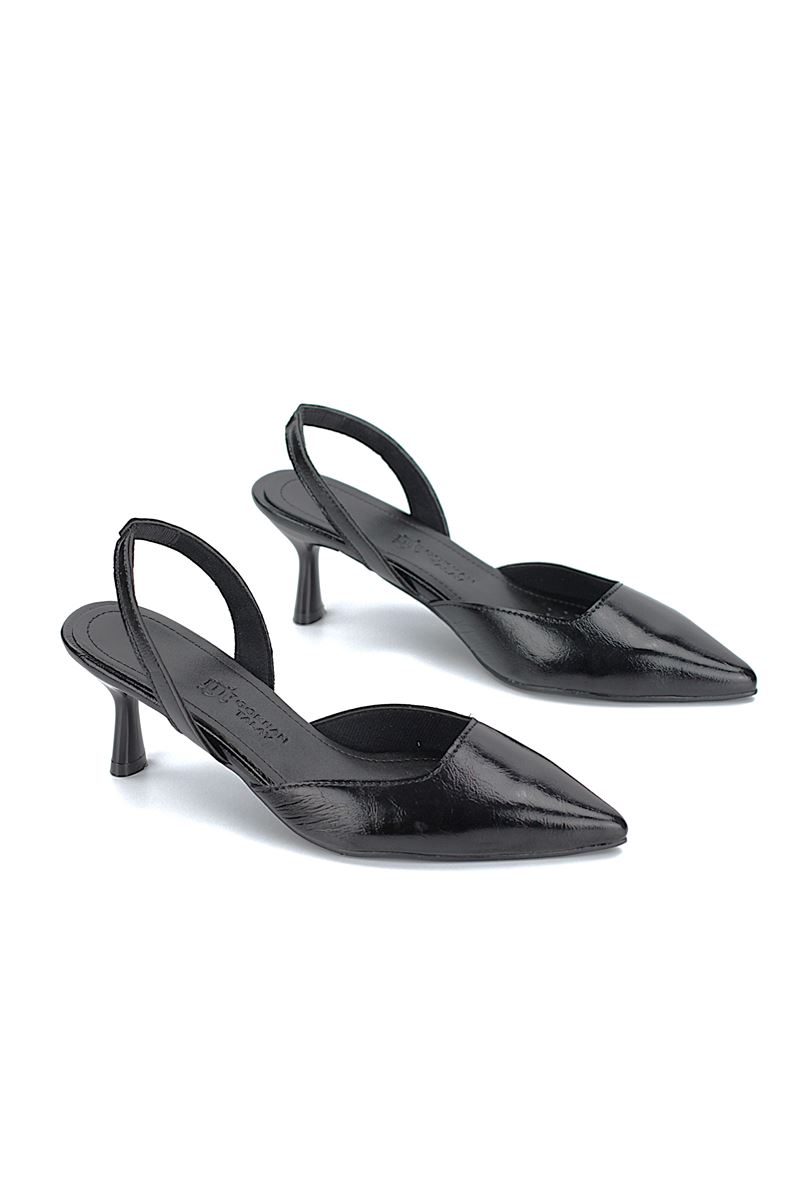 Jolie Esnek Kaymaz Taban Siyah Rugan Orta Topuklu(4-6 cm) Klasik Topuklu Ayakkabı