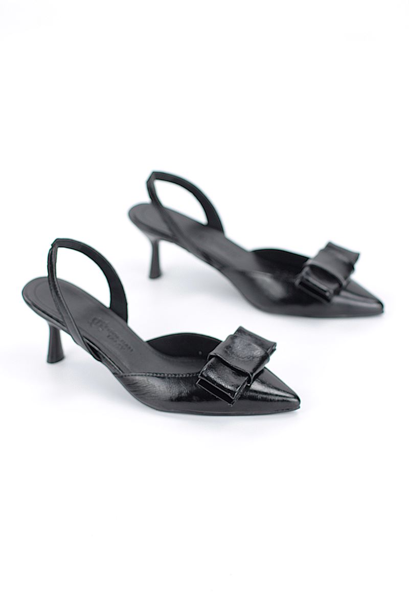Jolie Esnek Kaymaz Taban Siyah Rugan Orta Topuklu(4-6 cm) Köşe Fiyonk Klasik Topuklu Ayakkabı