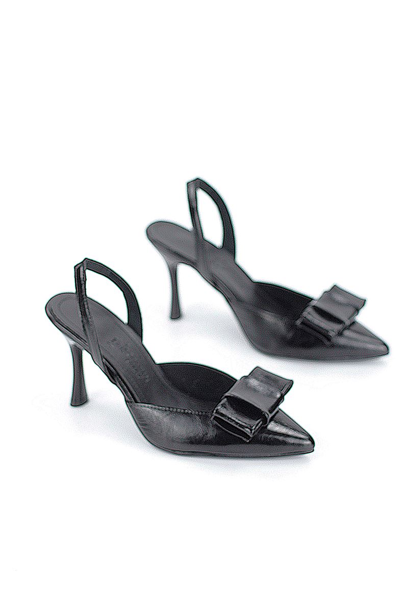 Lori Esnek Kaymaz Taban Siyah Rugan Orta Topuklu(8 cm) Köşe Fiyonk Klasik Topuklu Ayakkabı