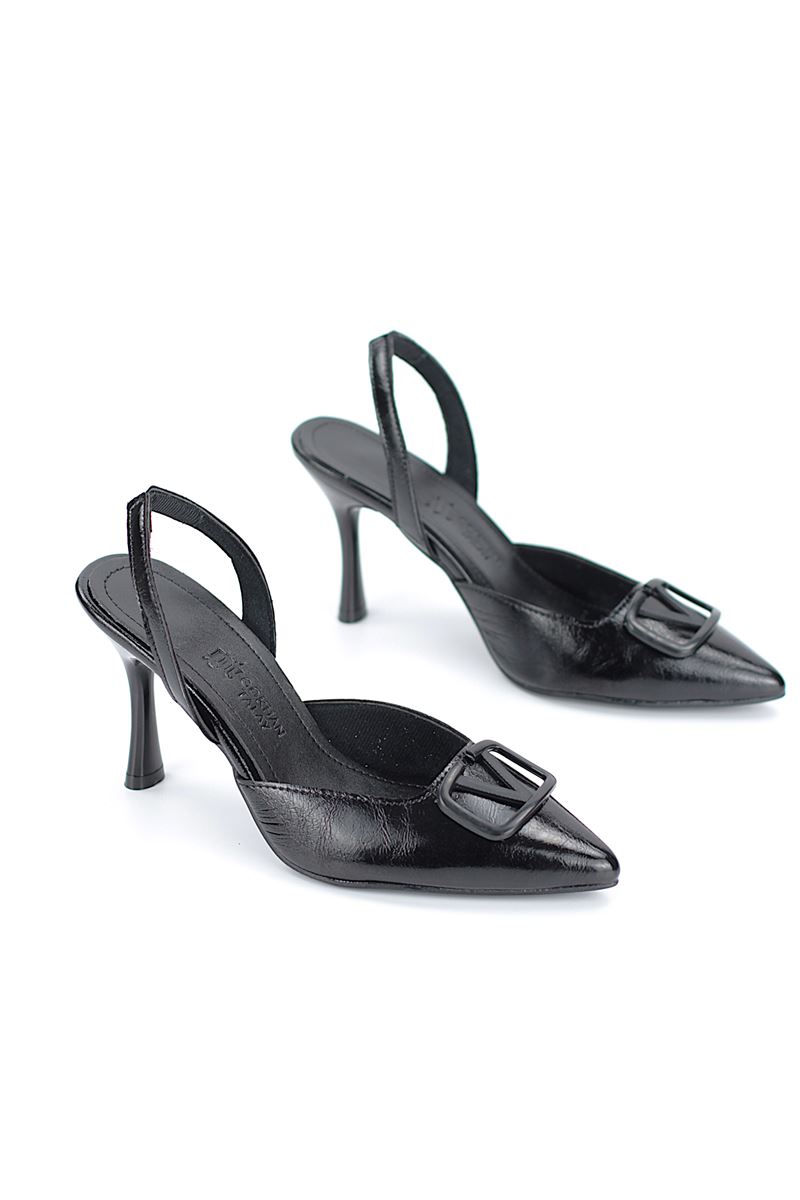 Lori Esnek Kaymaz Taban Siyah Rugan Orta Topuklu(8 cm) Siyah Mat V Toka Toka Klasik Topuklu Ayakkabı