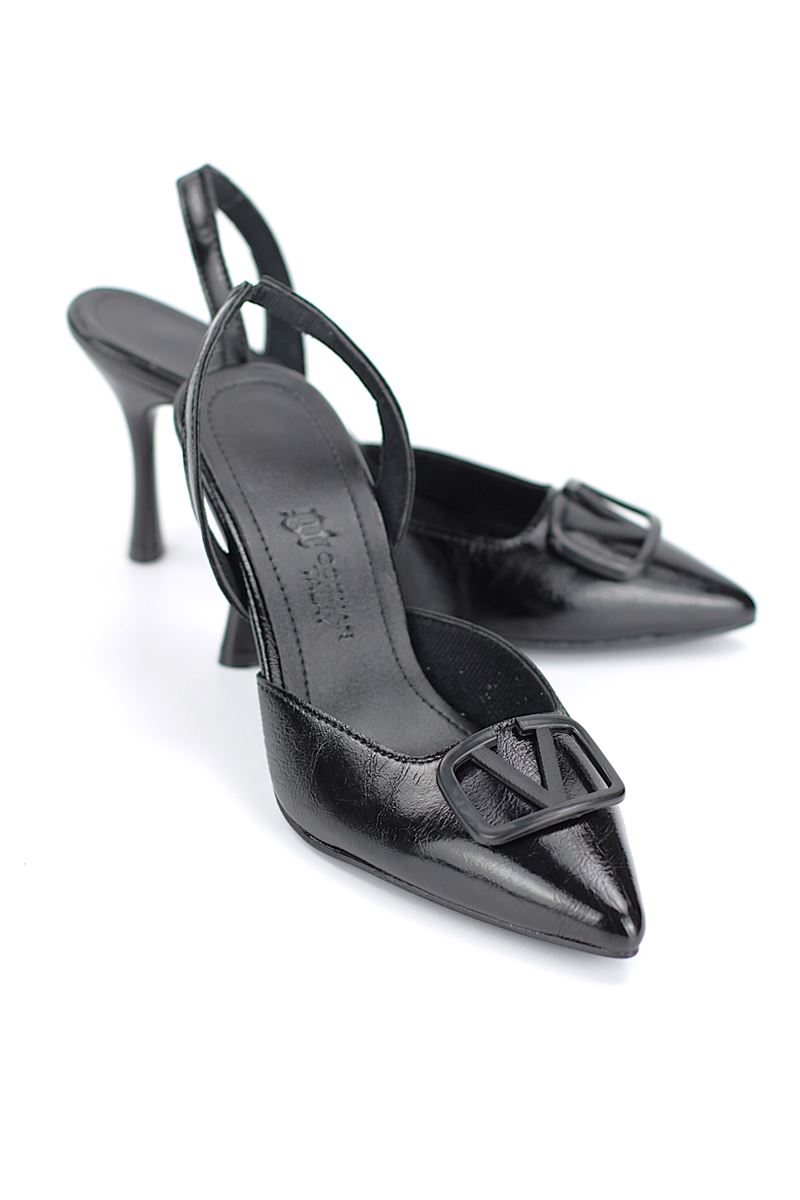 Lori Esnek Kaymaz Taban Siyah Rugan Orta Topuklu(8 cm) Siyah Mat V Toka Toka Klasik Topuklu Ayakkabı
