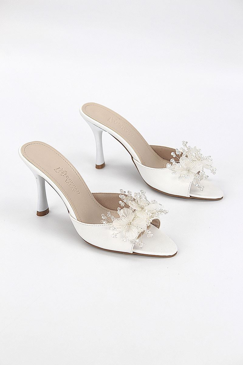 Cosima Esnek Yumuşak Kaymaz Taban (8 cm) Beyaz Cilt El Yapımı şeffaf Yaprak Detaylı Kadın Topuklu Terlik 