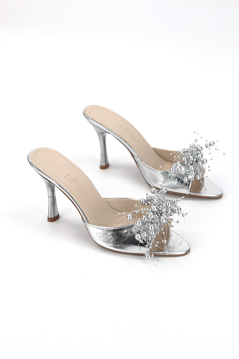 Almas Esnek Yumuşak Kaymaz Taban (8 cm) Lame Metalik El Yapımı Boncuk Detaylı Kadın Topuklu Terlik 