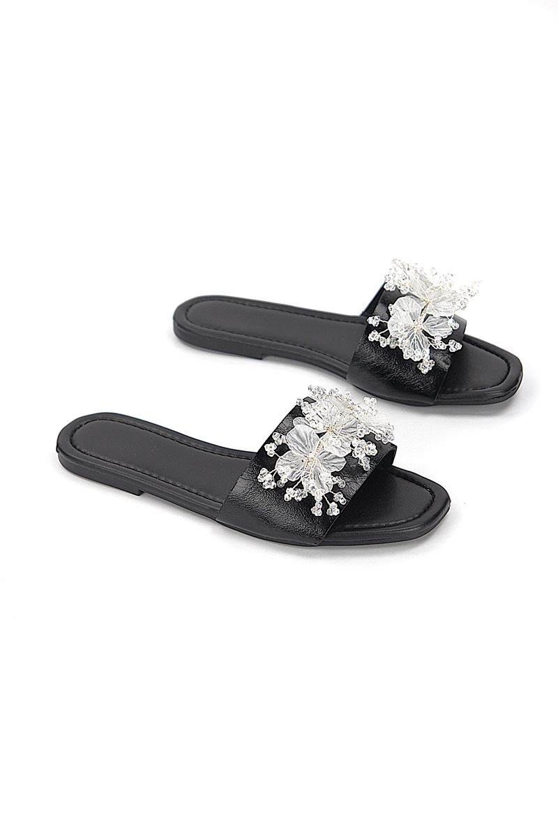 Florelle Siyah Rugan El Yapımı  Şeffaf Yaprak Boncuk Detaylı Kadın Terlik