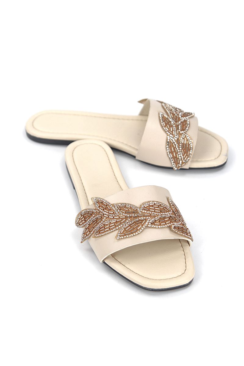 Lioren Bej Cilt El Yapımı Yaprak Taş Detaylı Kadın Terlik