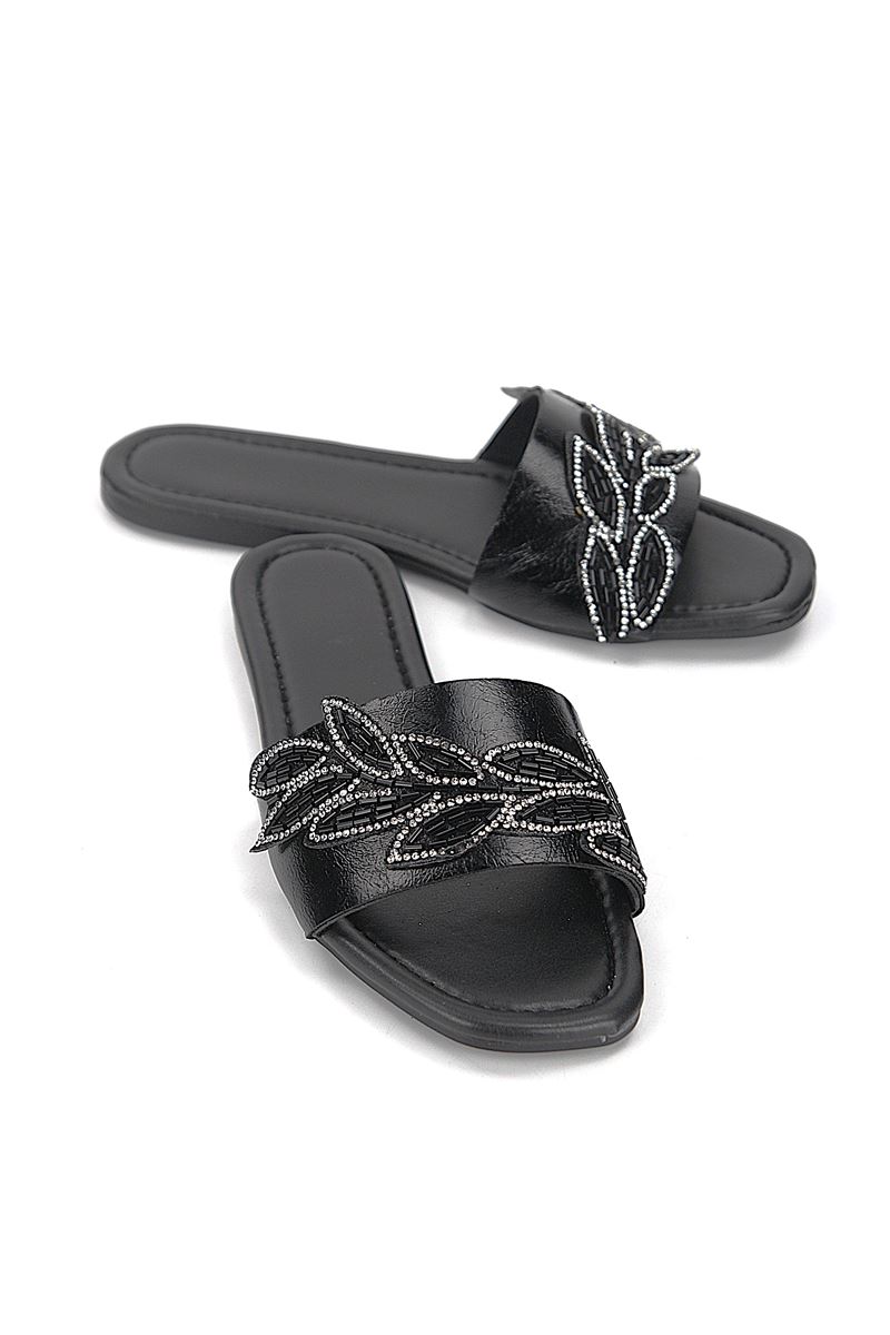 Lioren Siyah Rugan El Yapımı Yaprak Taş Detaylı Kadın Terlik