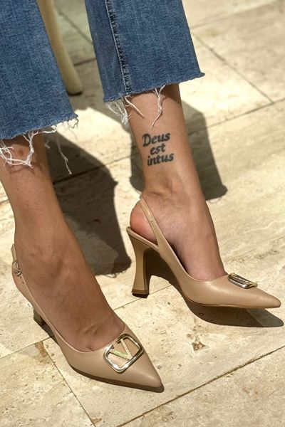 Chiara Nude Cilt Tokalı Orta Topuklu (8 cm) Klasik Topuklu Ayakkabı