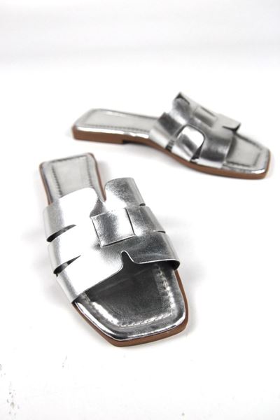 Neptun Kadın Geçmeli Gümüş Cilt Terlik 