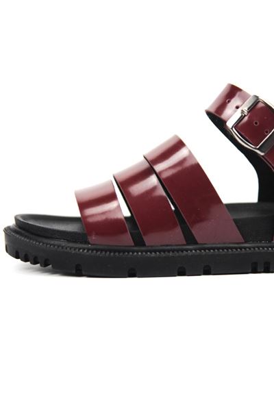 Sandy Kadın Kalın Düz Bantlı Toka Detaylı Bordo Cilt Terlik