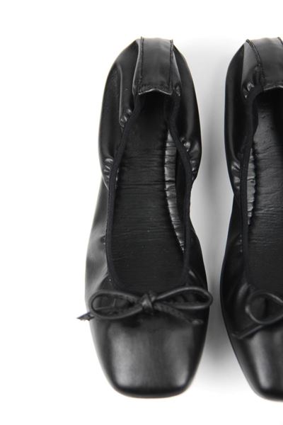 Uliana Kadın Köşeli Burun Fiyonklu Esnek Taban Katlanabilir Siyah Babet Ayakkabı