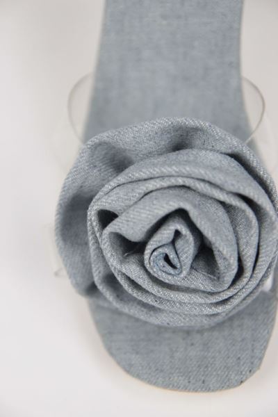 Harper Kadın Gül Aksesuarlı Kot Mavi Keten Şeffaf Şeritli Orta Topuk (8 CM ) Topuklu Terlik