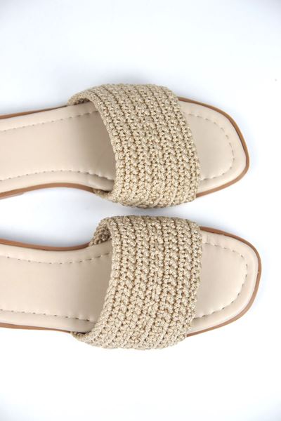 Joyce Kadın El Örgü Bej Terlik