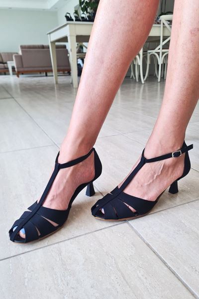 Queenn Kadın Klasik Kısa Topuklu (4 cm) Ayakkabı  Siyah Süet