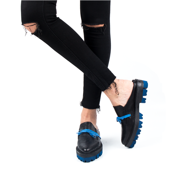 Signature K-Mavi Kurdela Deri Terlik