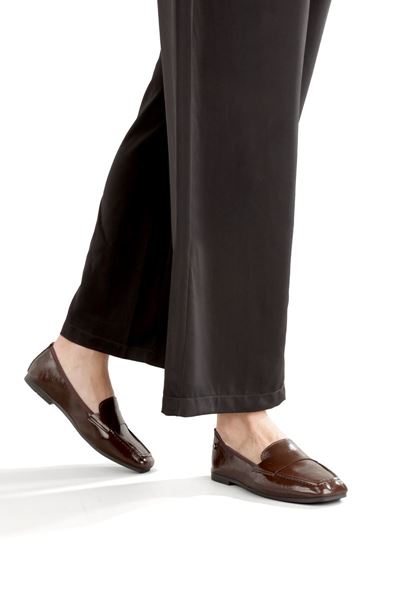 Amaranta Esnek Taban Katlanabilir Kahverengi Rugan Babet Kadın Ayakkabı 