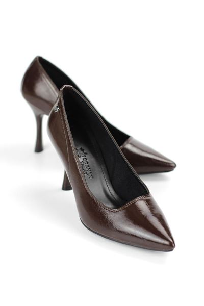 Jimena Esnek Yumuşak Kaymaz Taban (8 cm) Kahverengi Rugan Kadın Topuklu Ayakkabı