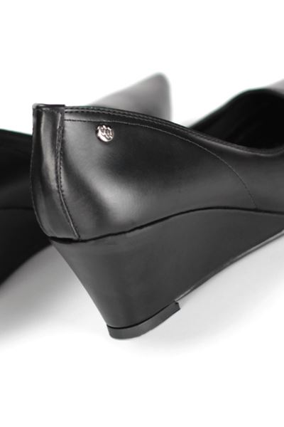 Pia Esnek Yumuşak Kaymaz Taban (4 cm) Kadın Dolgu Topuk Siyah Cilt Ayakkabı