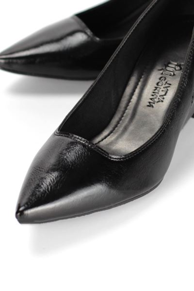 Pia Esnek Yumuşak Kaymaz Taban (4 cm) Kadın Dolgu Topuk Siyah Rugan Ayakkabı