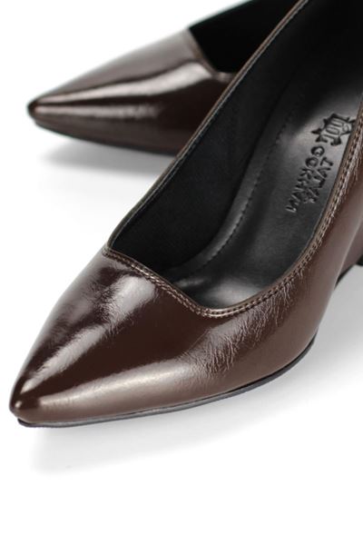 Perla Esnek Yumuşak Kaymaz Taban (8 cm) Kadın Dolgu Topuk  Kahverengi Rugan Ayakkabı