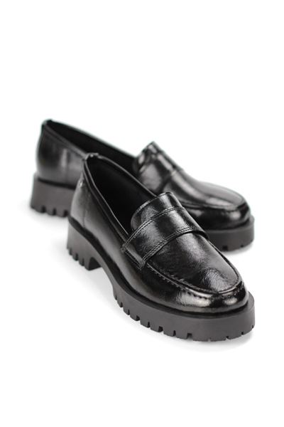 Vera Siyah Rugan Düz Loafer Kadın Ayakkabı
