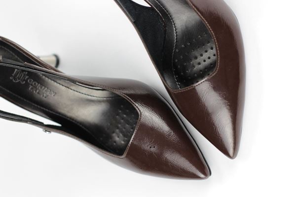 Biana  Esnek Yumuşak Kaymaz Taban (8 cm) Kahverengi Rugan Açık Lastikli Kadın Topuklu Ayakkabı