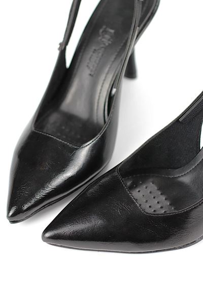 Lavender Esnek Yumuşak Kaymaz Taban (8 cm) Siyah Rugan  Açık Lastikli Kadın Topuklu Ayakkabı