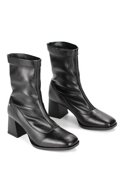 Miravie Siyah Cilt Esnek Yumuşak Kaymaz Taban Köşeli Topuk (6cm) Streç Bot