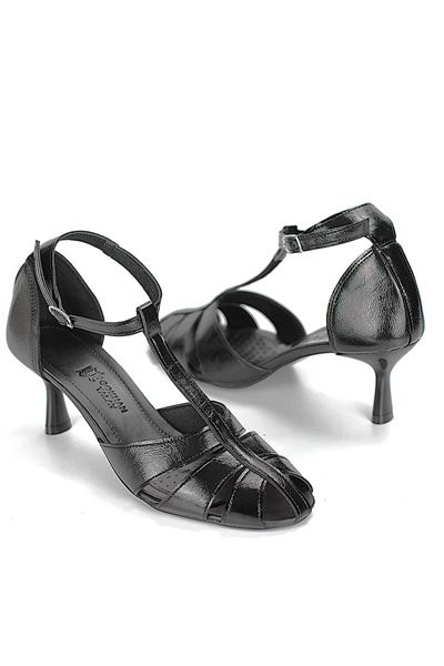Queenn Kadın Klasik Topuklu Ayakkabı Siyah Rugan 
