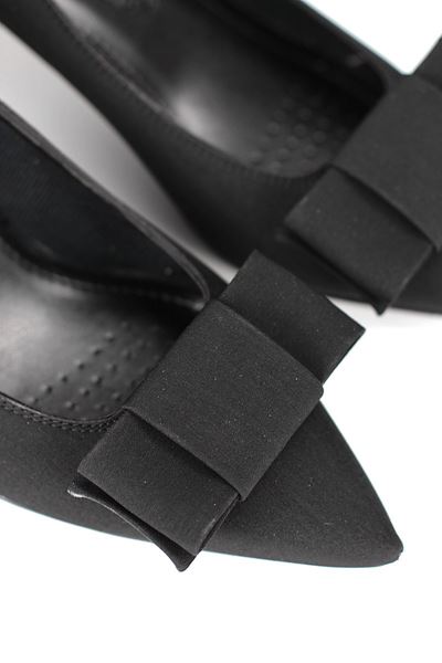 Vellon Esnek Yumuşak Kaymaz Taban (4 cm) Siyah Süet Köşe Fiyonk Kadın Topuklu Ayakkabı