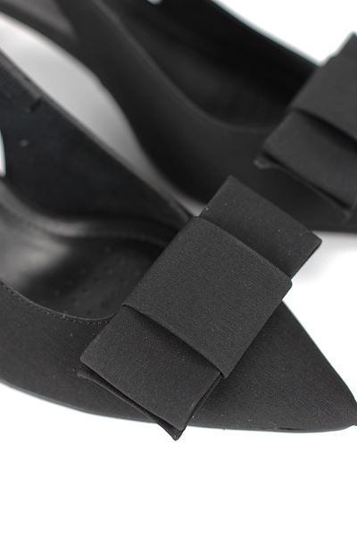 Rivva Esnek Yumuşak Kaymaz Taban (4 cm) Siyah Süet  Açık Lastikli Köşe Fiyonk Kadın Topuklu Ayakkabı